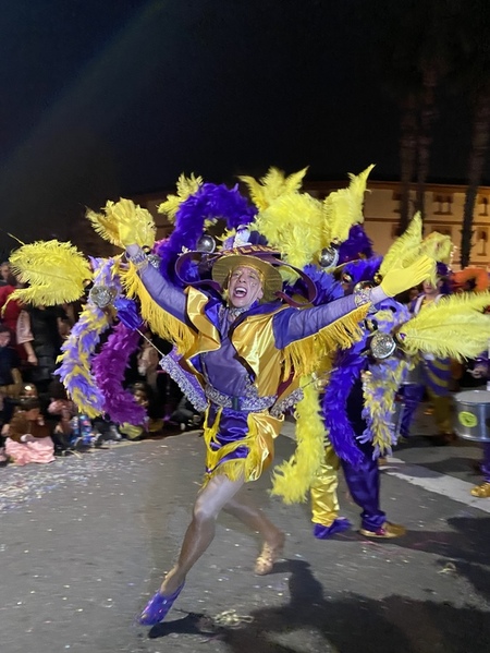 En directo: sigue el desfile del Antroxu de Gijón