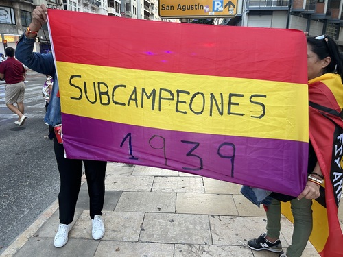 Manifestaciones por el 9 d&#039;Octubre | Junqueras y entidades catalanistas tratan de colarse en la fiesta de los valencianos