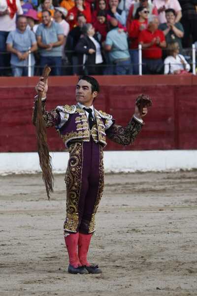 Chaves indulta al sobrero y pone el broche triunfal en Ledesma