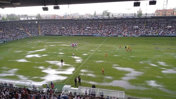 Todo o nada en un Helmántico lleno como en sus mejores días