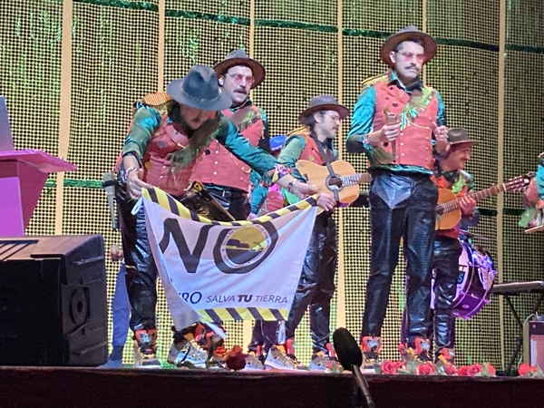 Carnaval de Badajoz: Las Chimixurris, las más completas de una primera jornada sin bombazos