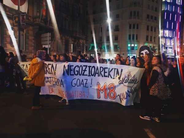 Miles de personas se manifiestan en Bilbao por la igualdad y contra la ...