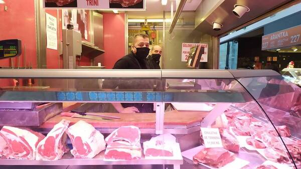 Navidad 2020: Las compras de Navidad en Bilbao, en directo: último sábado para realizar las compras navideñas antes de Nochebuena