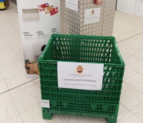 El Ayuntamiento de Astillero ha puesto en marcha una recogida de alimentos solidaria para ayudar a las familias más desfavorecidas del municipio. Todo el que quiera colaborar podrá dejar productos de alimentación no perecederos y productos de limpieza e higiene personal en los diferentes supermercados y tiendas de alimentación del municipio. Los comercios que a fecha de hoy se han adherido a la iniciativa son  supermercados como Lupa, Día, Telco, Lidl o Consum, y comercios locales como Coviran Marga, La Tienduca de La Cantábrica, Autoservicio Mary, Coviran Monchi, La Tienduca de Guarnizo, Alimentación AyB o Carnicería Lomillos. Por su parte, Mercadona no contará con un espacio en su establecimiento para recogida de alimentación “pero nos ha avanzado que harán llegar una donación  de los productos más demandados la próxima semana”, ha confirmado el concejal de Servicios Sociales, Vicente Palazuelos. El edil ha adelantado que si hay algún otro comercio que se quiere unir  a la iniciativa, el Ayuntamiento de Astillero ha habilitado el teléfono de contacto 942077030. Entre los productos más necesarios se encuentran los de limpieza del hogar, higiene personal y productos no perecederos como leche, aceite, cacao, legumbres, conservas vegetales y de pescado. El reparto se realizará en coordinación con entidades como Cáritas Astillero, el Colectivo Solidario La Fondona y Cáritas Guarnizo.