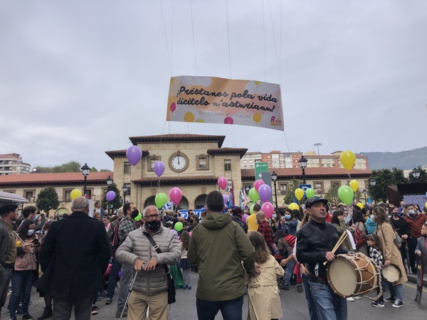«El año que viene celebraremos este día como la primera fiesta de la oficialidad»