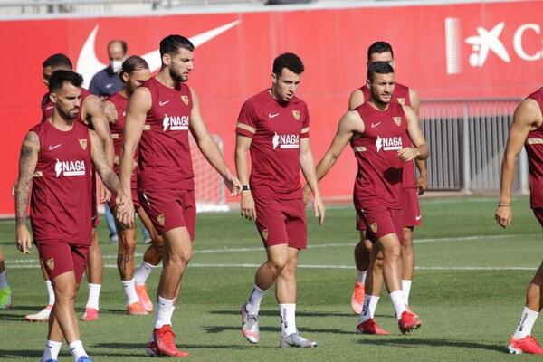 Este ha sido el once más votado por los lectores de @Orgullo_Nervion para el encuentro que va a enfrentar al Sevilla FC ante el Espanyol #SevillaFC #SevillaFCEspanyol