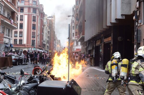 Directo | Bilbao se vacía tras un día repleto de aficionados en las calles