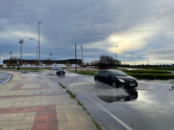 Cáceres reabre las instalaciones y parques públicos clausurados por la tormenta