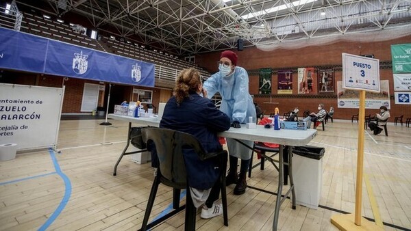 Madrid notifica 2.431 casos nuevos, 1.067 en las últimas 24 horas, y 29 fallecidos