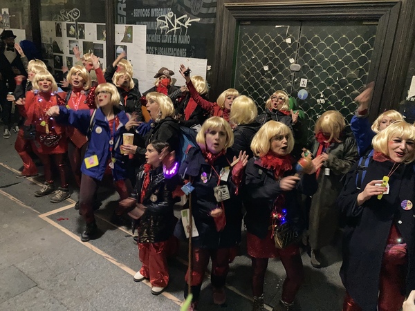 Así hemos contado el desfile de comparsas de Badajoz