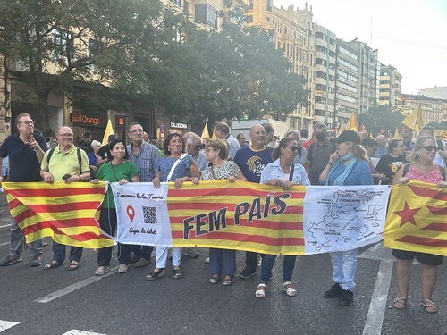 Manifestaciones por el 9 d&#039;Octubre | Junqueras y entidades catalanistas tratan de colarse en la fiesta de los valencianos
