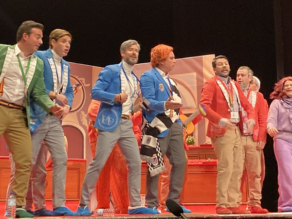 Carnaval de Badajoz: Los Chungos conquistan el bastón de mando de las murgas