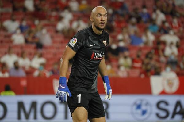 ¿Qué os parece la alineación del Sevilla FC para medirse al Athletic Club? ¿Qué cambiarías si fueras Julen Lopetegui? #SevillaFC #SevillaFCAthletic