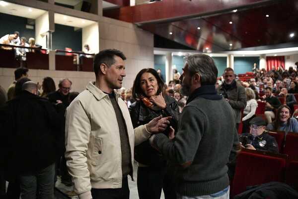 Carnaval de Badajoz: El jurado no se moja y clasifica a 18 de las 24 murgas de Badajoz para semifinales