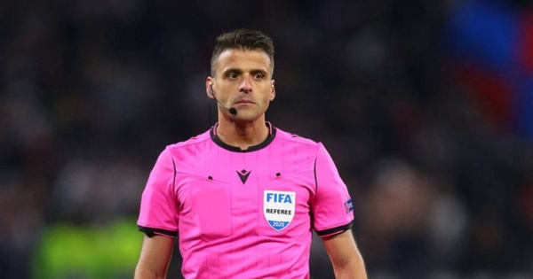 El encuentro de esta tarde lo arbitrará el colegiado Gil Manzano, con el que el Sevilla FC tiene los siguientes números #SevillaFC #VillarrealSevillaFC