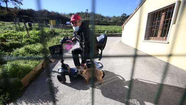 Vivir en un municipio (casi) libre de Covid: «Solo tuvimos un caso, y cuando quiso salir de casa avisamos a los guardias»