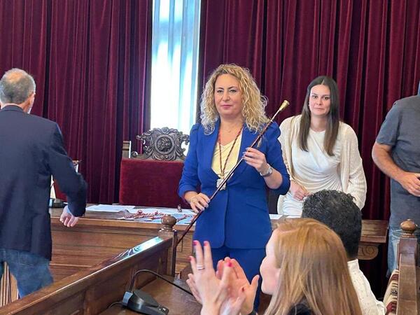 Gemma Álvarez repite como alcaldesa de Lena