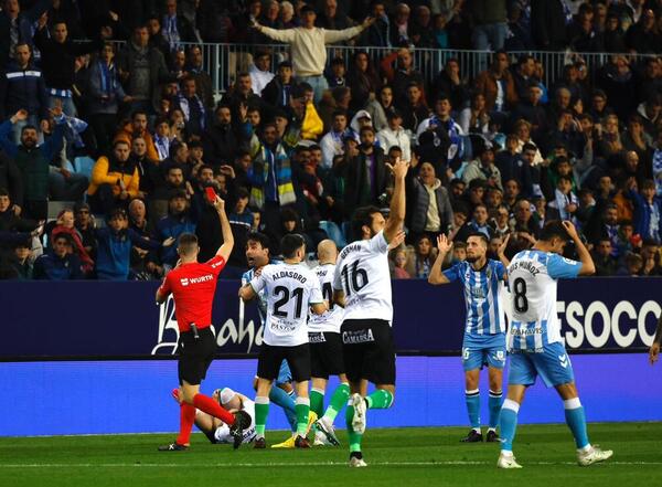 Alineaciones de málaga cf contra racing de santander