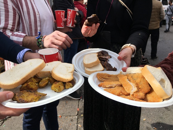 Así hemos contado el desfile de comparsas de Badajoz