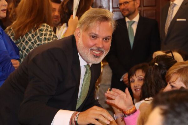 Así hemos contado la constitución de los ayuntamientos extremeños