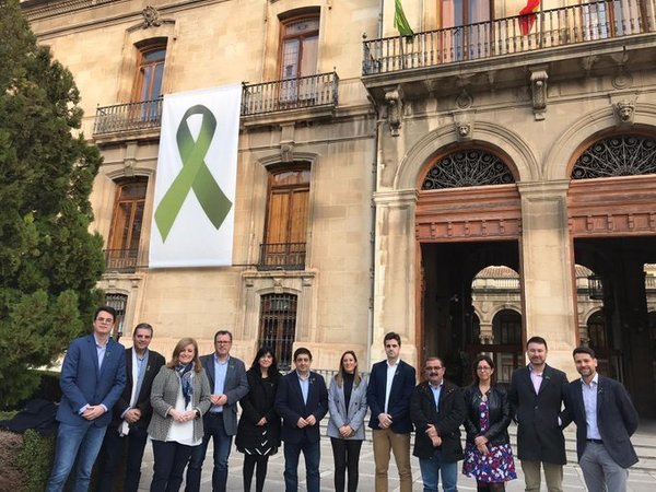 En directo | Las protestas olivareras en la provincia de Jaén y los cortes de tráfico