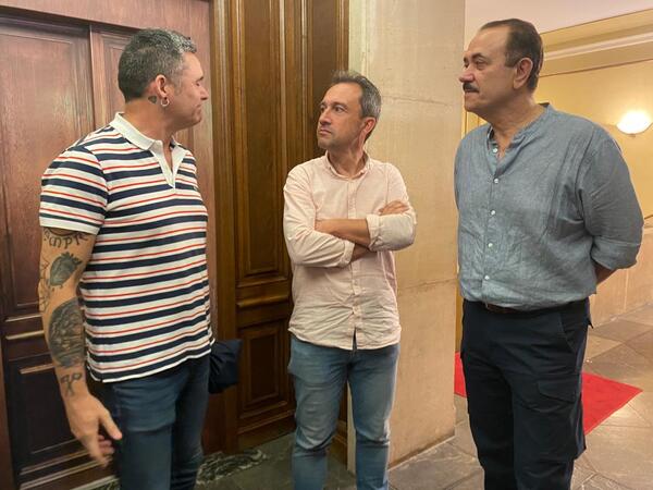 El PSOE mantiene Avilés gracias a Cambia: «Este acuerdo es la máxima expresión de la democracia»