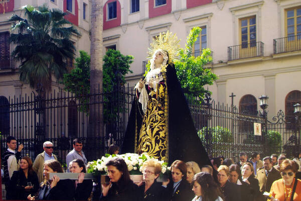Málaga vive su Miércoles Santo con gran intensidad