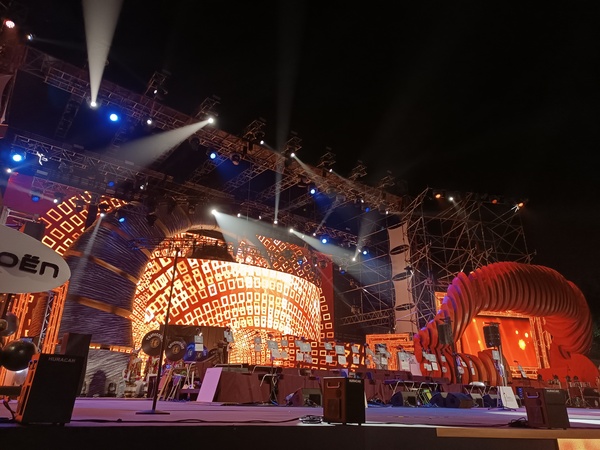 Emoción, crítica e ironía en la primera fase del concurso de murgas del carnaval de Las Palmas de Gran Canaria