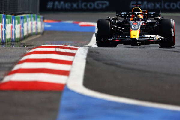Max Verstappen, en la Q3 del GP de México.