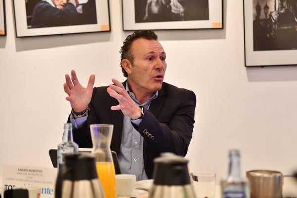 Así te hemos contado el minuto a minuto del debate de TodoAlicante sobre Inteligencia Artificial