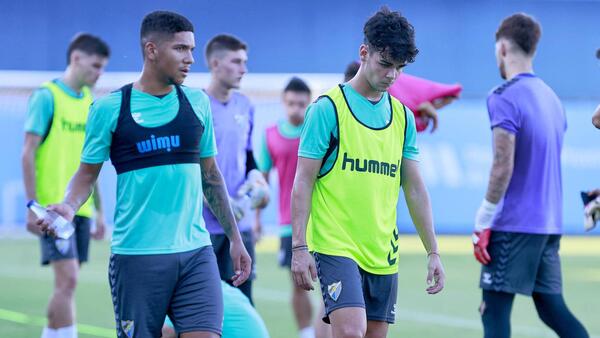 Así fueron las últimas horas del mercado de fichajes en el Málaga y Primera RFEF