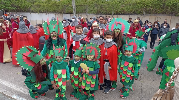 Así hemos contado el desfile de San Jorge de Cáceres