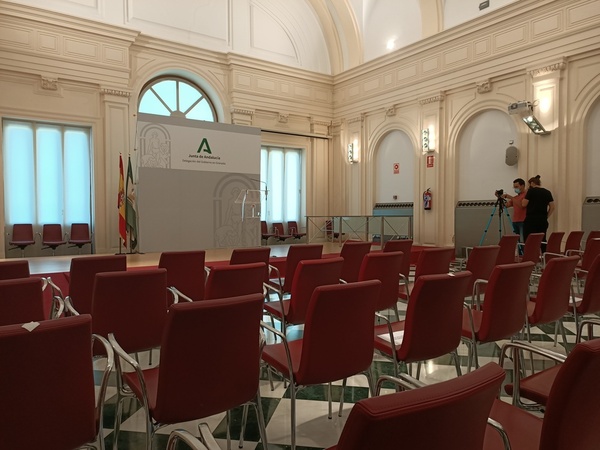 Así ha sido la comparecencia del consejero de Salud para anunciar las restricciones de Granada