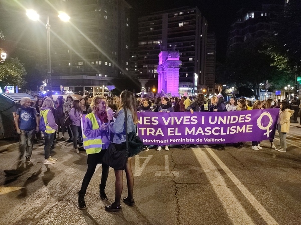 25N | arranca con división en Gobierno y ayuntamientos