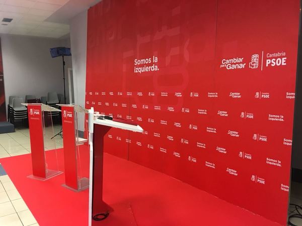 Los reproches mutuos marcan el cara a cara de Zuloaga y Cortés previo a las primarias