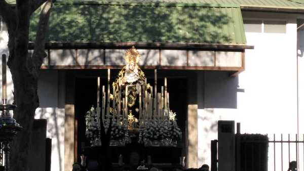 La Virgen de los Desamparados en su salida procesional.