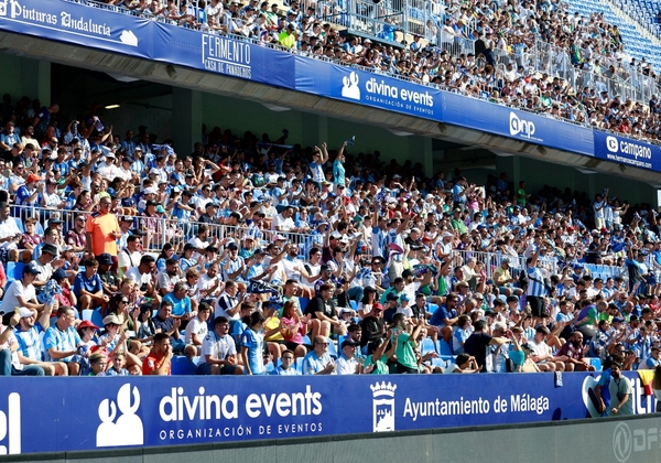 El Malaga mantiene el pleno de puntos de local