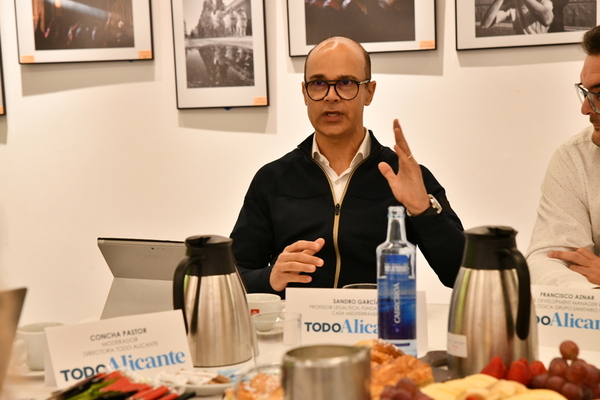 Así te hemos contado el minuto a minuto del debate de TodoAlicante sobre Inteligencia Artificial