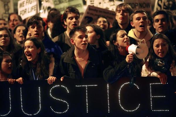 Un grito desesperado contra la «emergencia climática» atruena en las calles de Madrid