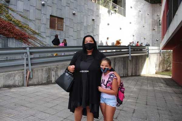 Vuelta al cole 2020 en Álava, en directo: Así está transcurriendo la primera jornada