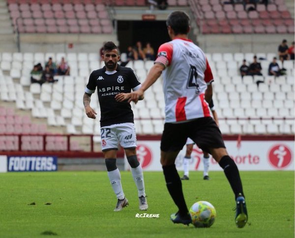 En directo, Logroñés - Cultural