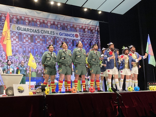 Carnaval de Badajoz: El jurado no se moja y clasifica a 18 de las 24 murgas de Badajoz para semifinales