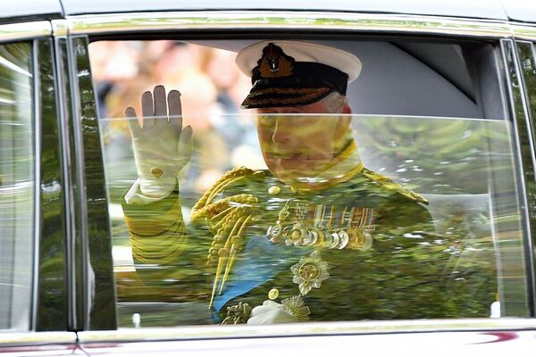 El Rey Carlos III, durante su desplazamiento en coche a Westminster Hall. AFP
