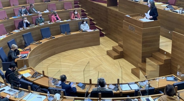 DIRECTO | Mónica Oltra comparece en Les Corts por los casos de abusos a menores