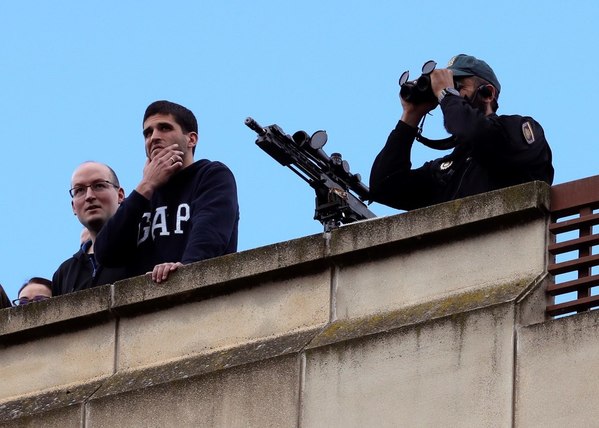 En los tejados, seguridad máxima