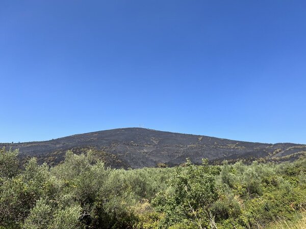 Incendio en Extremadura: Así hemos contado la evolución del incendio en la Sierra de Gata