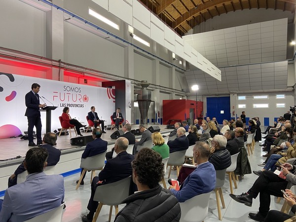 Garamendi, presidente de la CEOE, en directo en LAS PROVINCIAS