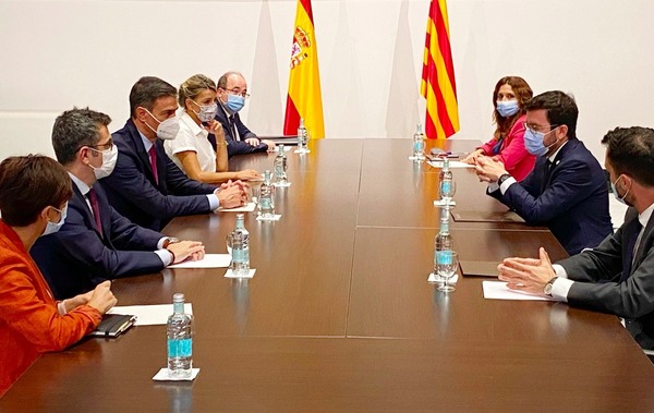 Sánchez y Aragonès sí se sientan la mesa de diálogo
