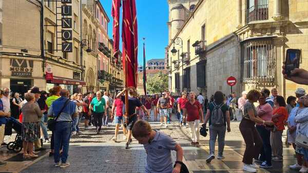 Así vivimos en directo los desfiles de carros y pendones y el acto de las Cantaderas