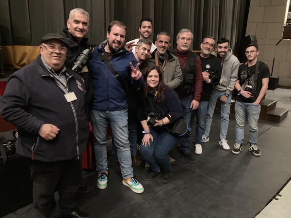 Carnaval de Badajoz: Los Camballotas embriagan al público en una noche más floja